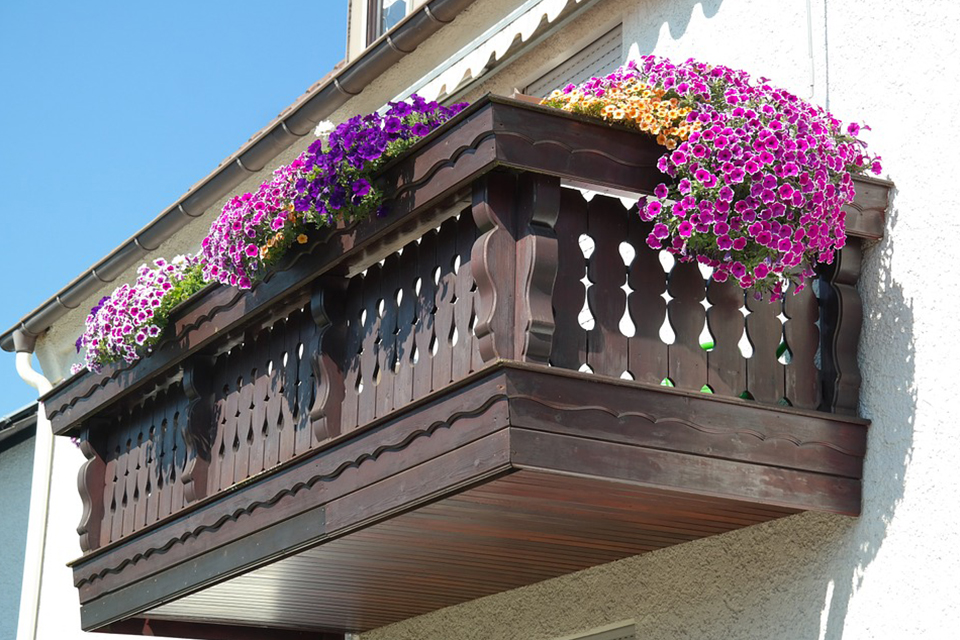 balcony decorated flowers